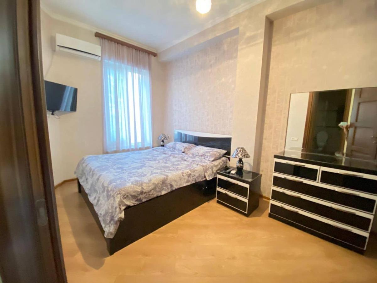 Brand New Apartment With Terrace Tbilisi ภายนอก รูปภาพ